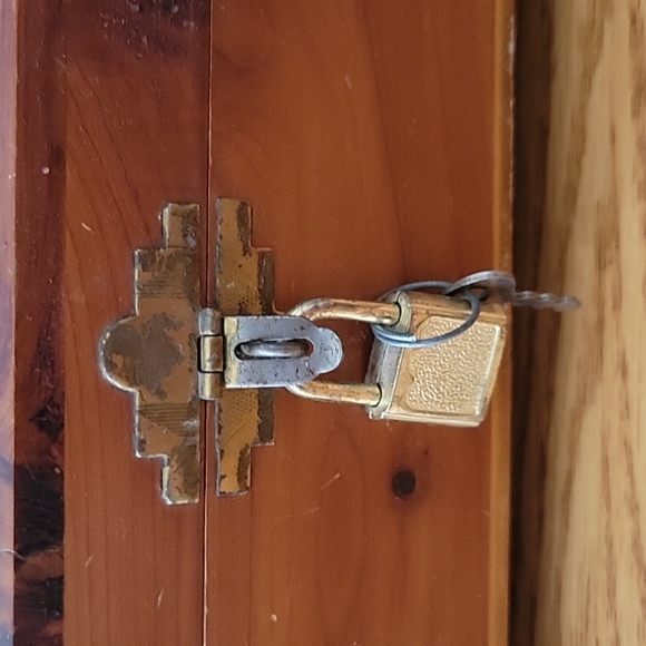 Wood Box - Picture 2 of 10